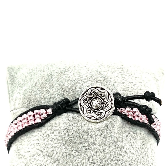 HAND CRAFTED Pink Beaded Leather Apple Watch Strap - Picture 3 of 8